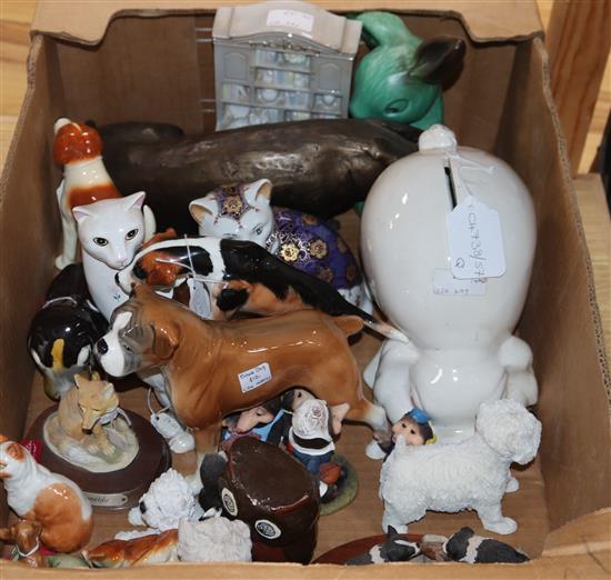 A quantity of mixed animal ornaments